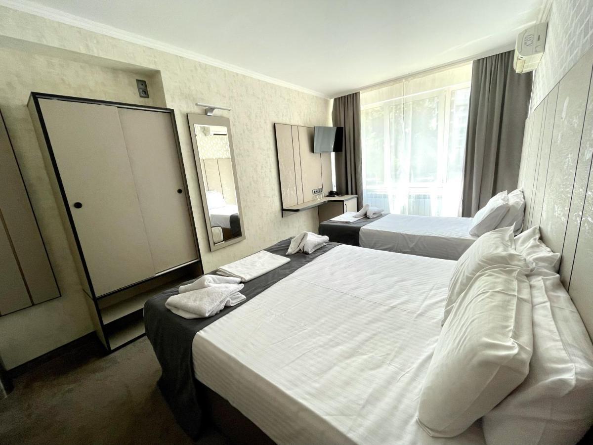 Hotel Cosmos Русе Екстер'єр фото