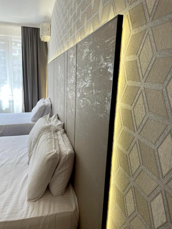 Hotel Cosmos Русе Екстер'єр фото