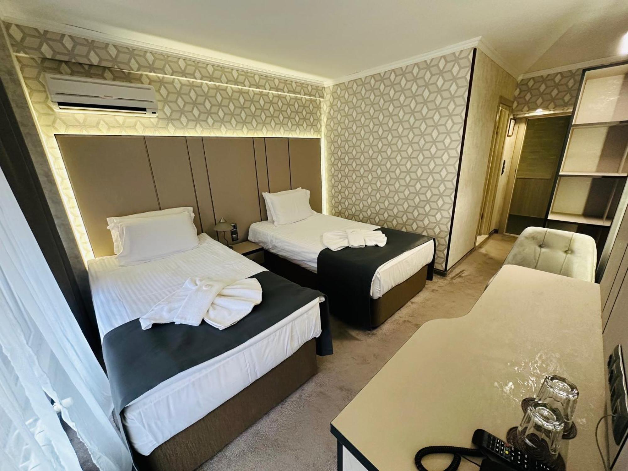 Hotel Cosmos Русе Екстер'єр фото